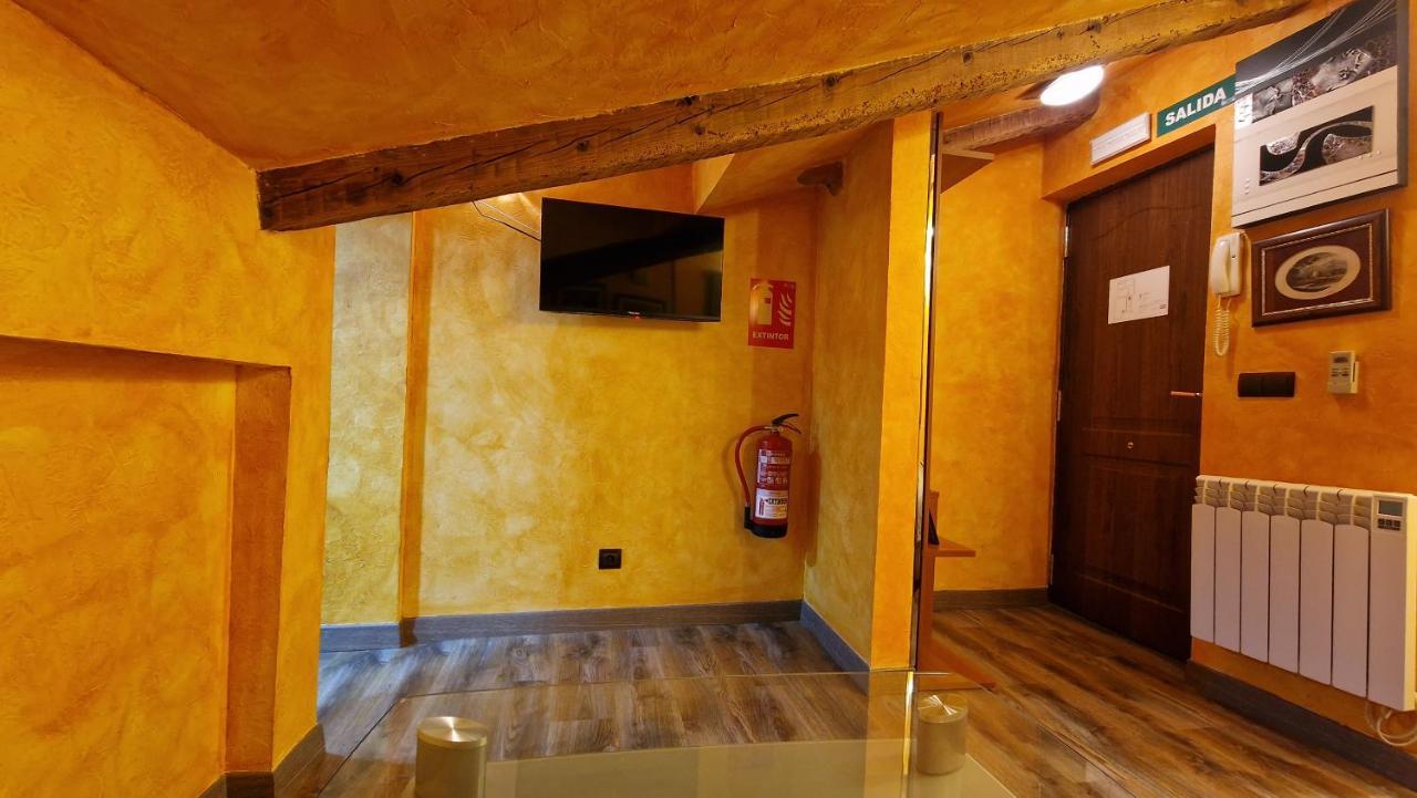 El Loft De San Juan Vut09468 Apartment Burgos Ngoại thất bức ảnh